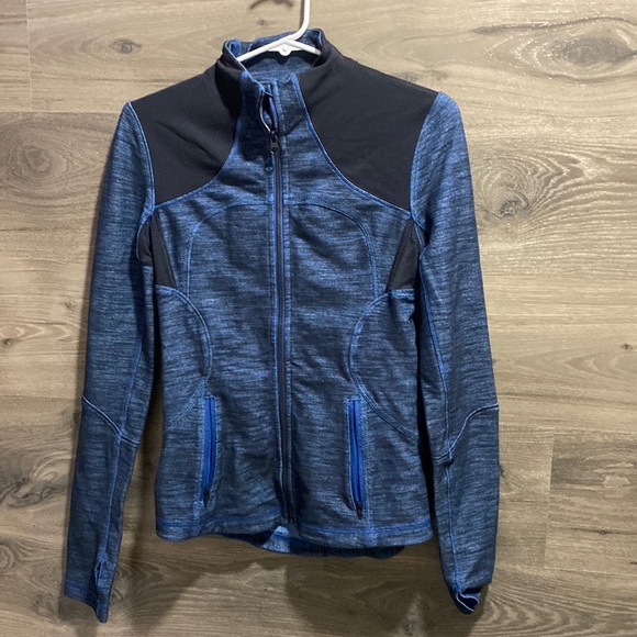 Lululemon jacket - Picture 3 of 6